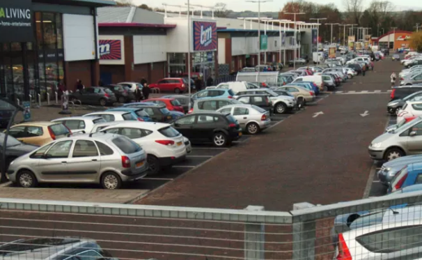 Ravenside Retail Park